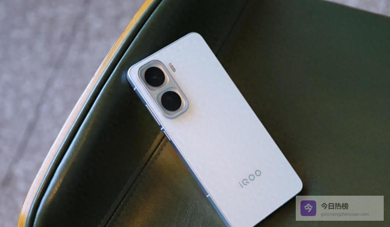 2026年初大内存手机集体降价！红米、iQOO、荣耀各有杀手锏，预算3000内该怎么选？