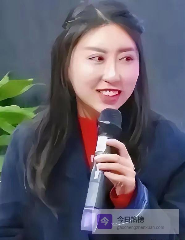 沉默的学术圈：贾浅浅抄袭疑云背后，是谁在践踏文化尊严？