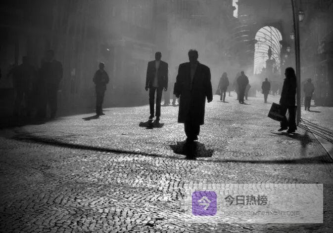 23句光影箴言：摄影师写给同行的23封“暗房信”