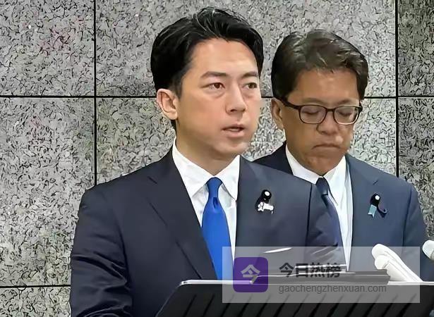 就在刚刚日本防卫大臣小泉进次发表声明，针对日本军舰刚挑衅性的经过台湾海峡，朝鲜直接朝日本经济海域方向发射导弹