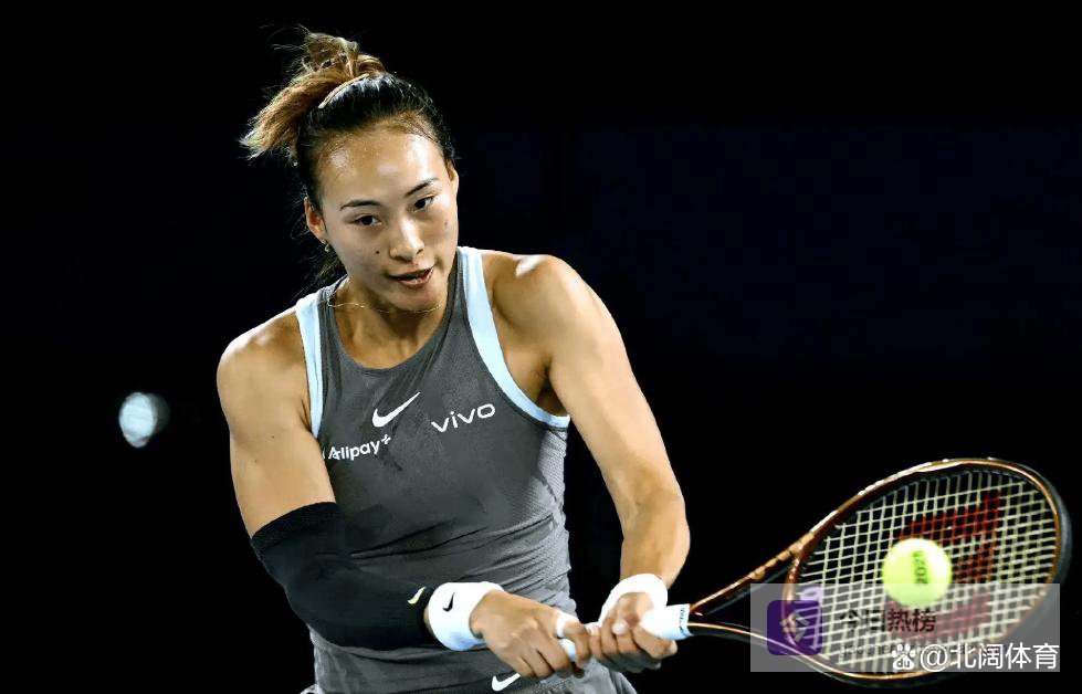 郑钦文因伤退出斯图加特赛，今年对她来说真是难上加难，没打几场球，又接连退赛，看来之前的手术效果很不理想
