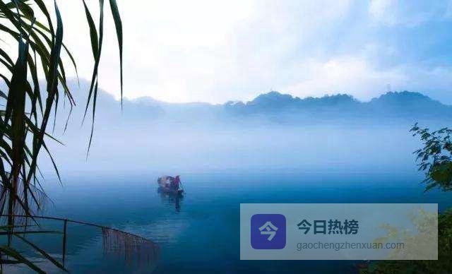 西湖草色年年绿，谁在感叹“归去应须早”