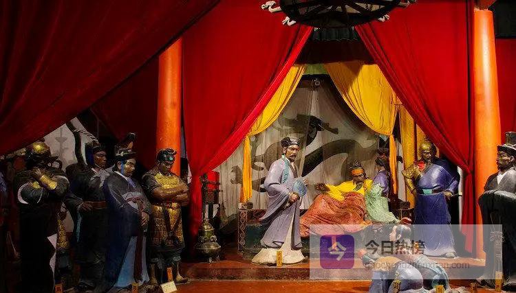 阿斗不傻：从“扶不起”到四十年皇帝的隐藏棋局