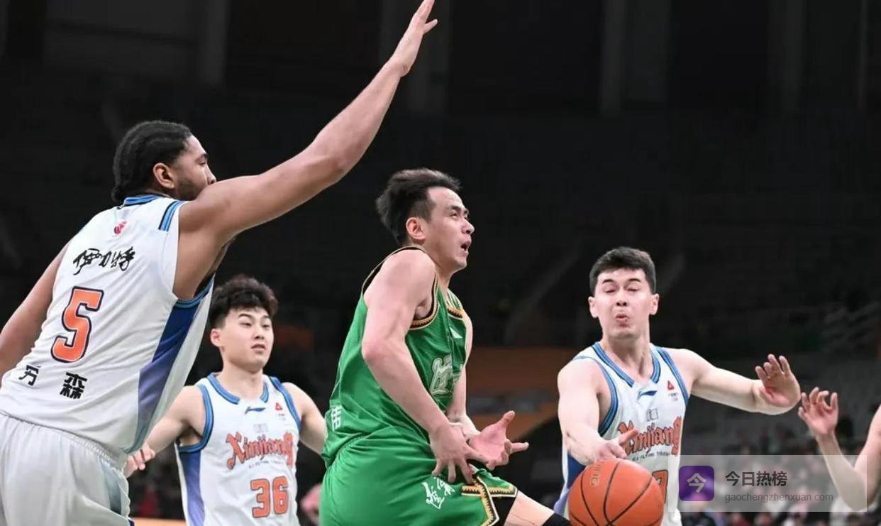 辽宁最大赢家不是莫兰德哈维，百万年薪鄢手骐用百分百命中率锁死小外援，证明什么叫真性价比