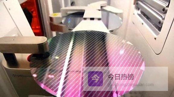 美国的阳谋等中国的光刻机坏掉，就无法完成高端芯片制造了