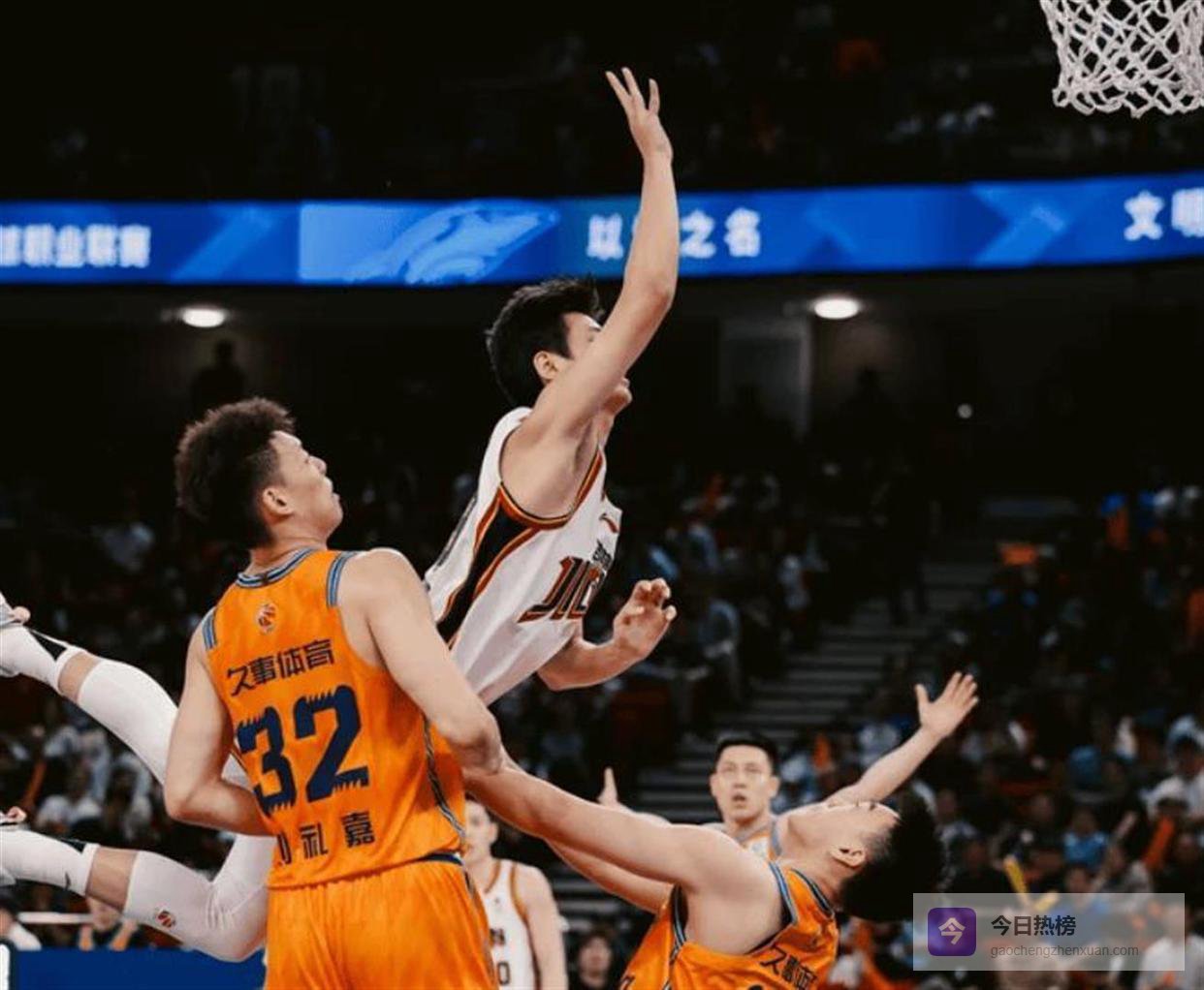 垃圾时间都打不明白？2米06大个子22分钟0篮板，郭士强当初看中他啥了？