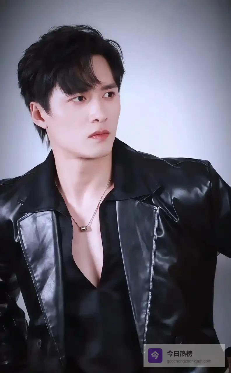 惊艳！短剧圈四大男神实力碾压流量，演技功底藏都藏不住