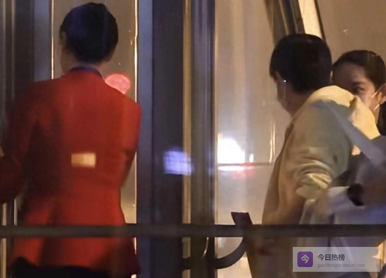 孙颖莎抵达北京，国际乒联公布纪录片，首个镜头是王楚钦，马龙认证