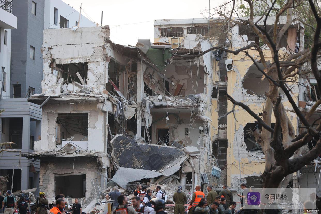 伊朗继续发射导弹，以色列多地被打击，内塔深知不妙，安排后手想要绑死美国