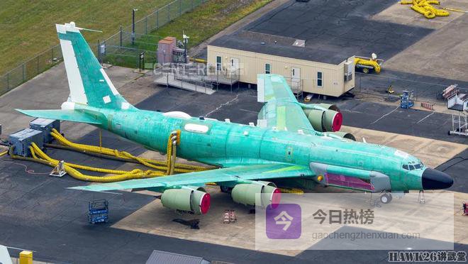 RC-135V/W“铆钉接头”裸机照片曝光 冷战侦察机仍然是美军主力